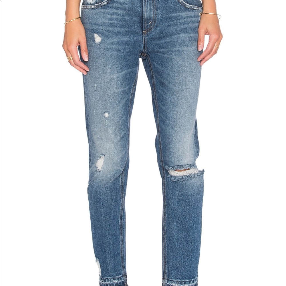 Tularosa Bella Slim Boyfriend Jean
